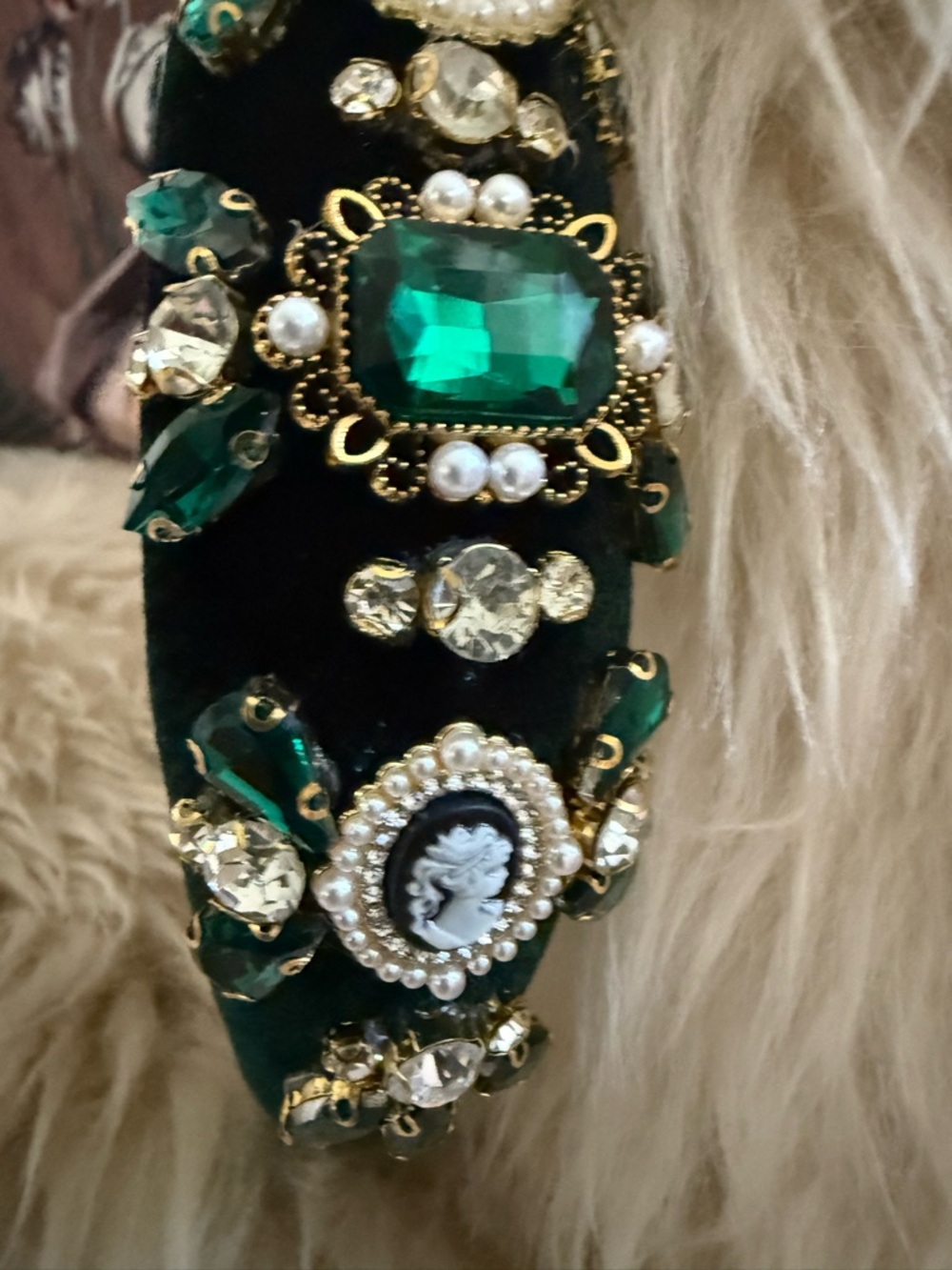 ARATTA Emerald Green Jeweled Velvet Statement Headband